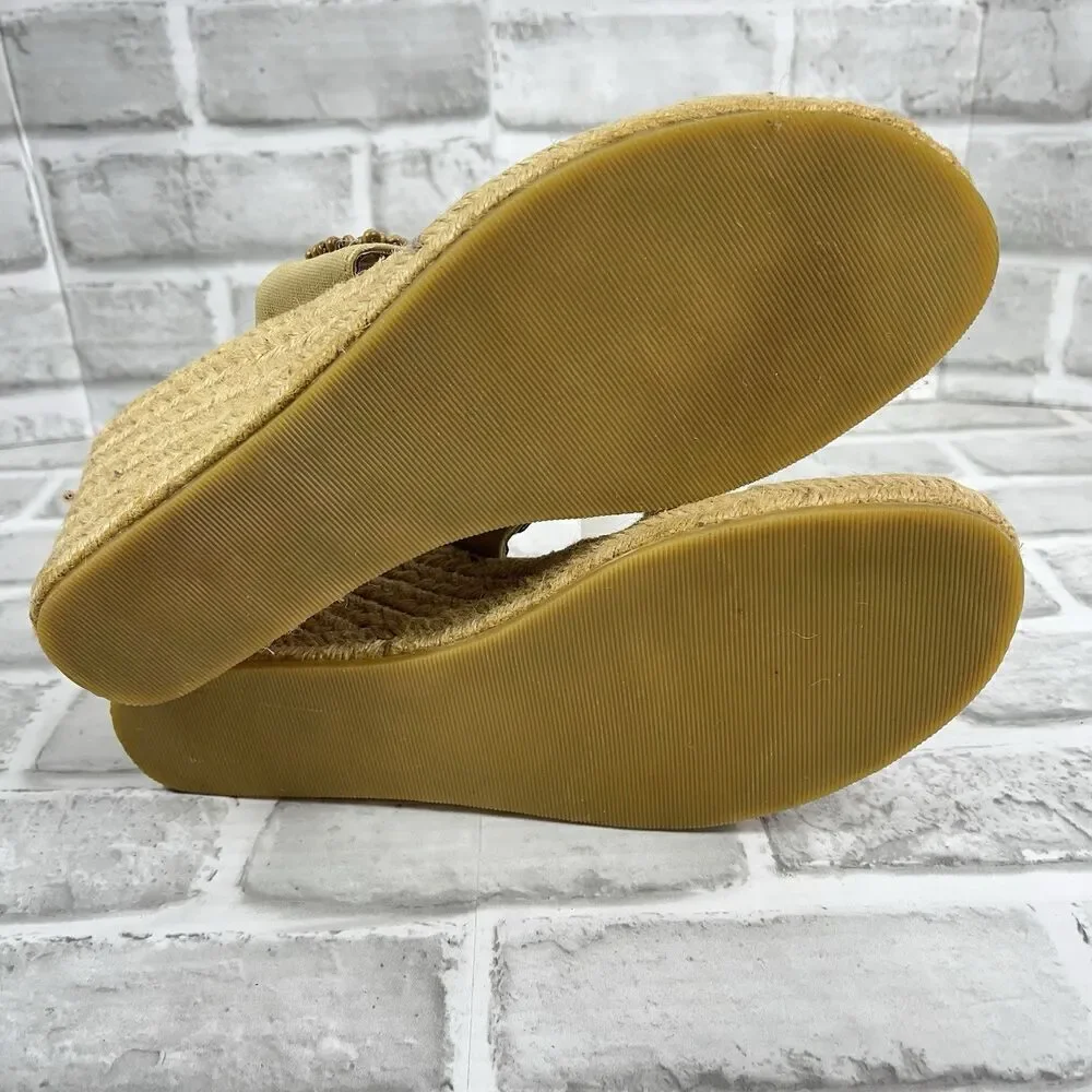 Candie’s Paxsha Women's Size 9 Natural Beaded Thong Wedge Sandals